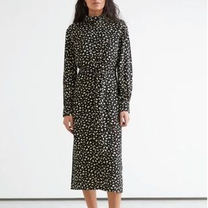 & Other Stories Black and White Long Sleeve High Neck Midi Dress Size 4